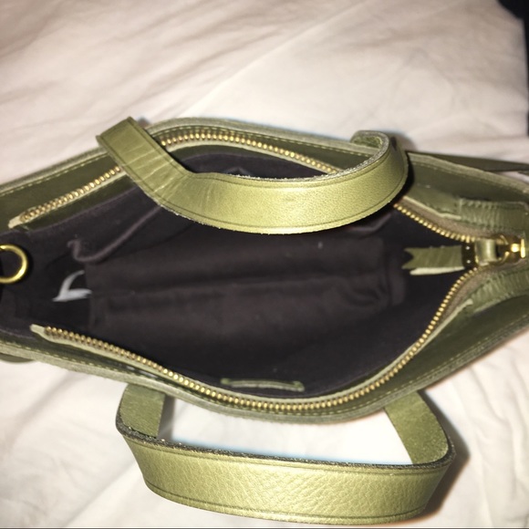 Madewell Medium Transporter Bag - Picture 2 of 2